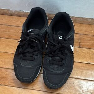 Nike Black Athletic Shoes with White Accents